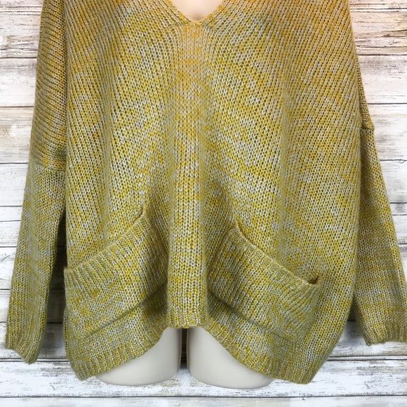 Cecico oversized v neck front/back sweater sz S - Picture 2 of 6